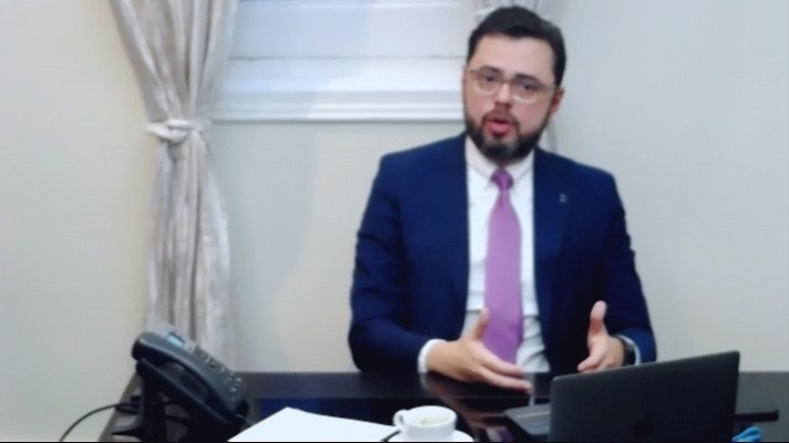 «96% de la infraestructura escolar está en ruinas»: Antonio Ecarri alerta sobre colapso de la educación