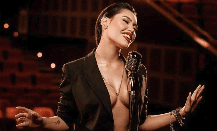 Cantante Ana del Castillo pidió ayuda para dejar de beber