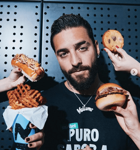 Maluma ahora en el mundo de las comidas rápidas