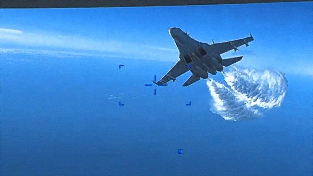 EE.UU. muestra cómo aviones rusos derriban dron norteamericano (+VIDEO)