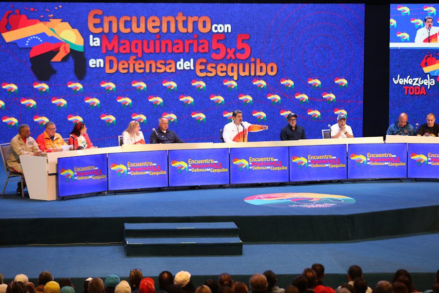 De “VENDE PATRIA Y TRAIDORES” tilda Maduro a los venezolanos que apoyan a Guyana