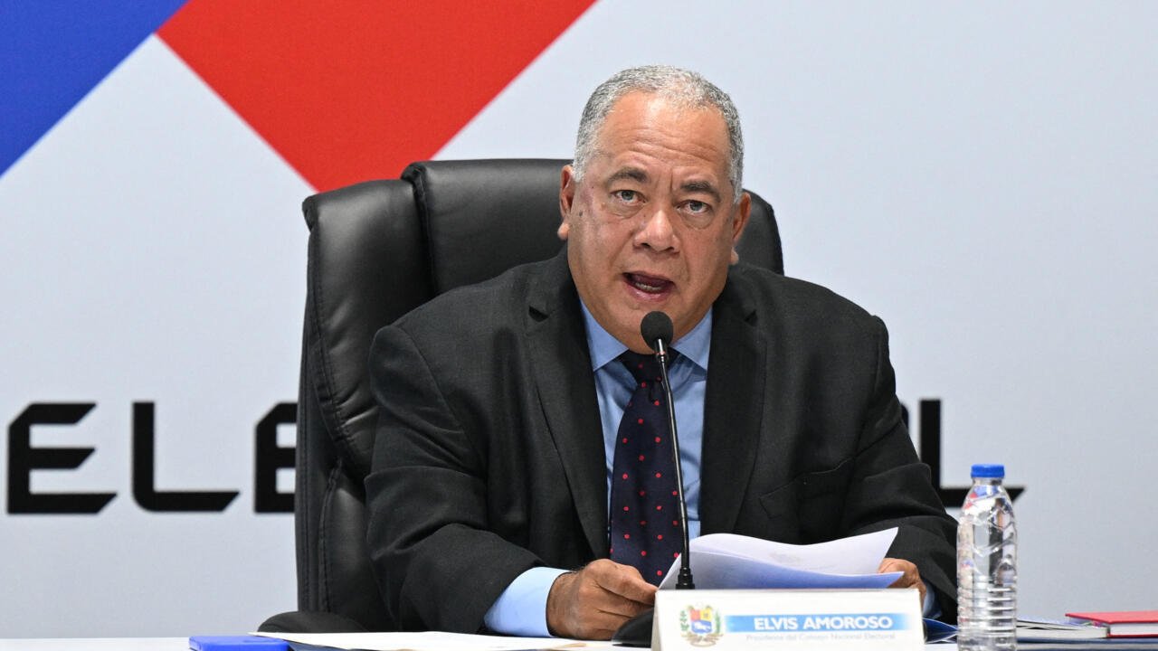 Elvis Amoroso pide a los venezolanos participar el 25MAY: asegura que el «cronograma electoral se está cumpliendo»