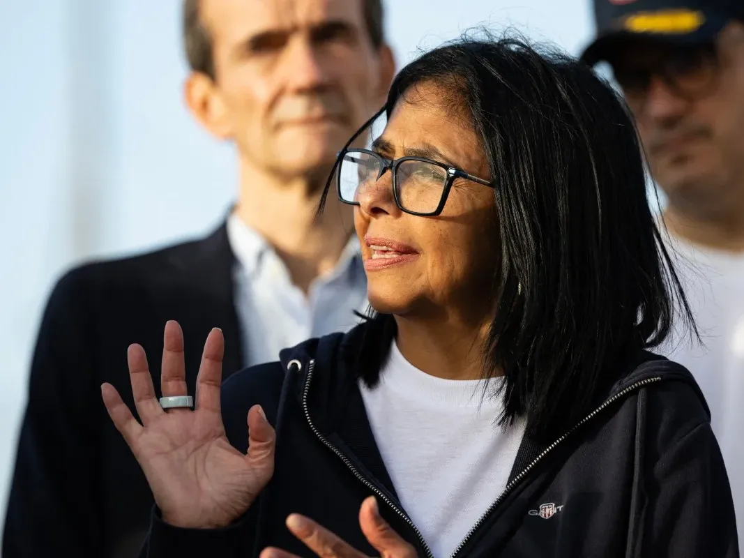 Delcy Rodríguez le pide al rey Carlos III que libere el oro venezolano represado en el Banco de Londres – Impacto Venezuela